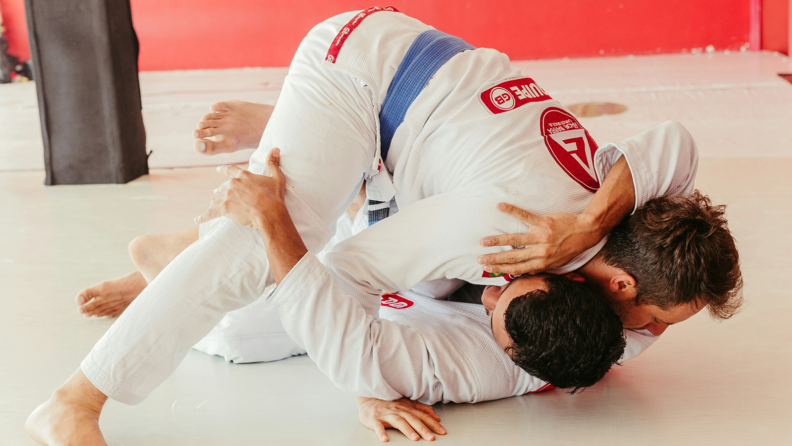 How BJJ Grapplers Who Improve Fast Actually Train Differently